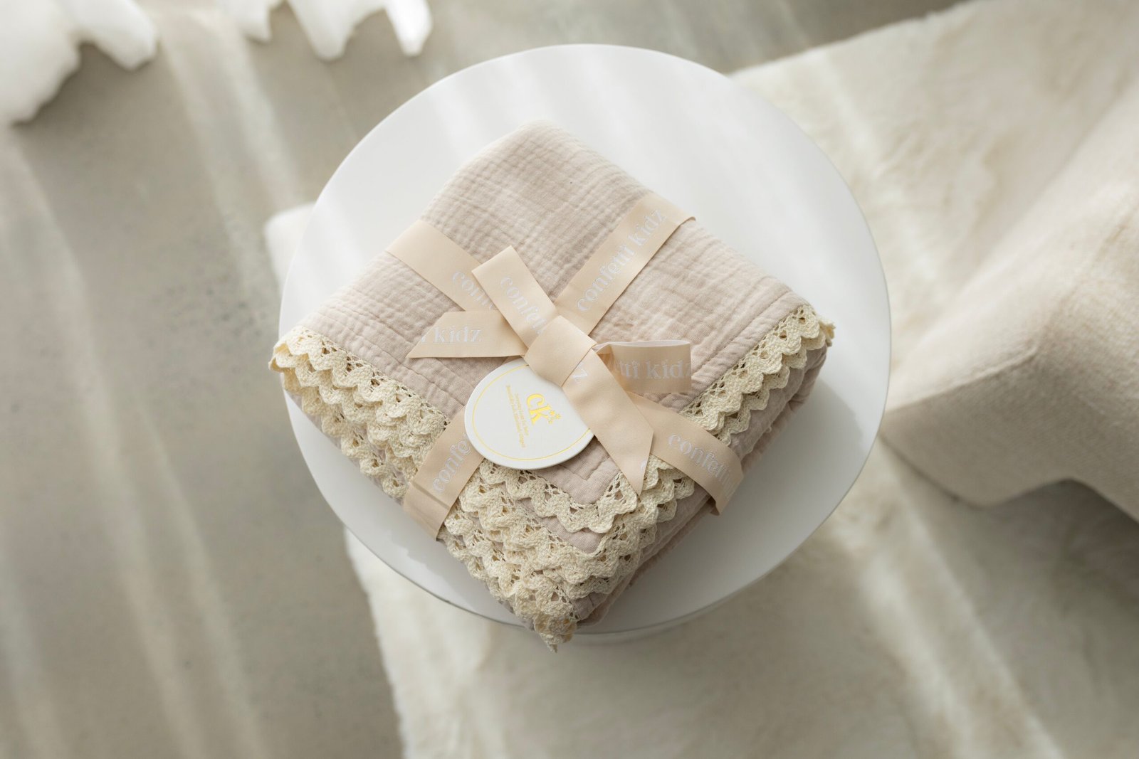 Classic Muslin Blanket | Oatmeal