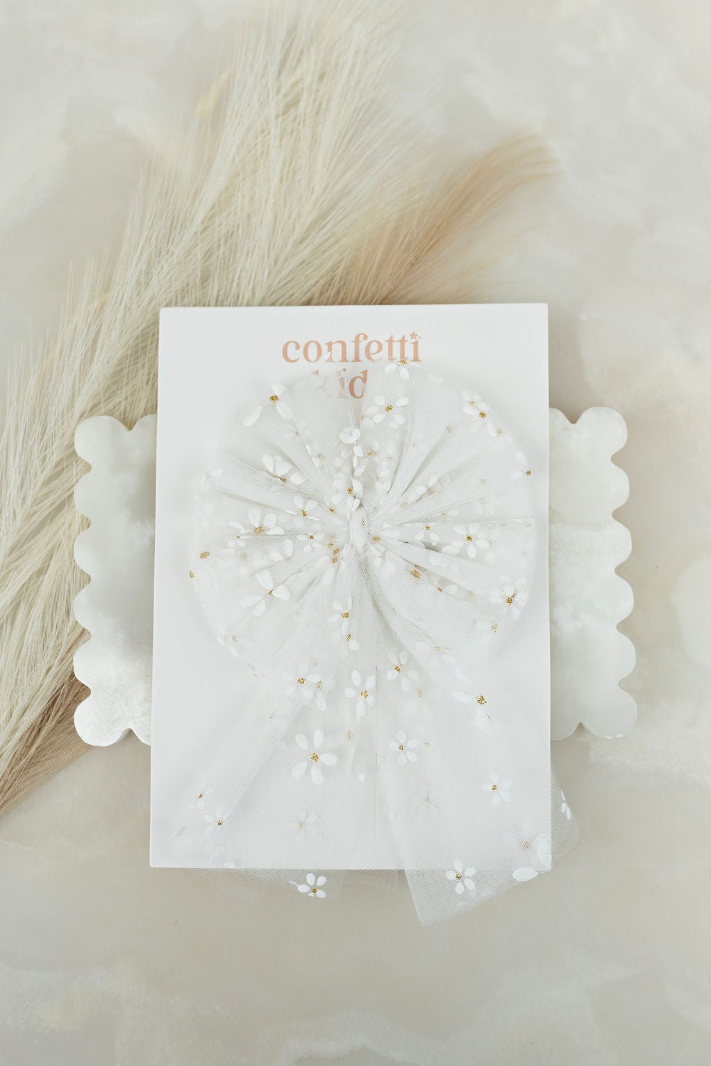 Large Tulle Sailor Bow - Golden Daisies