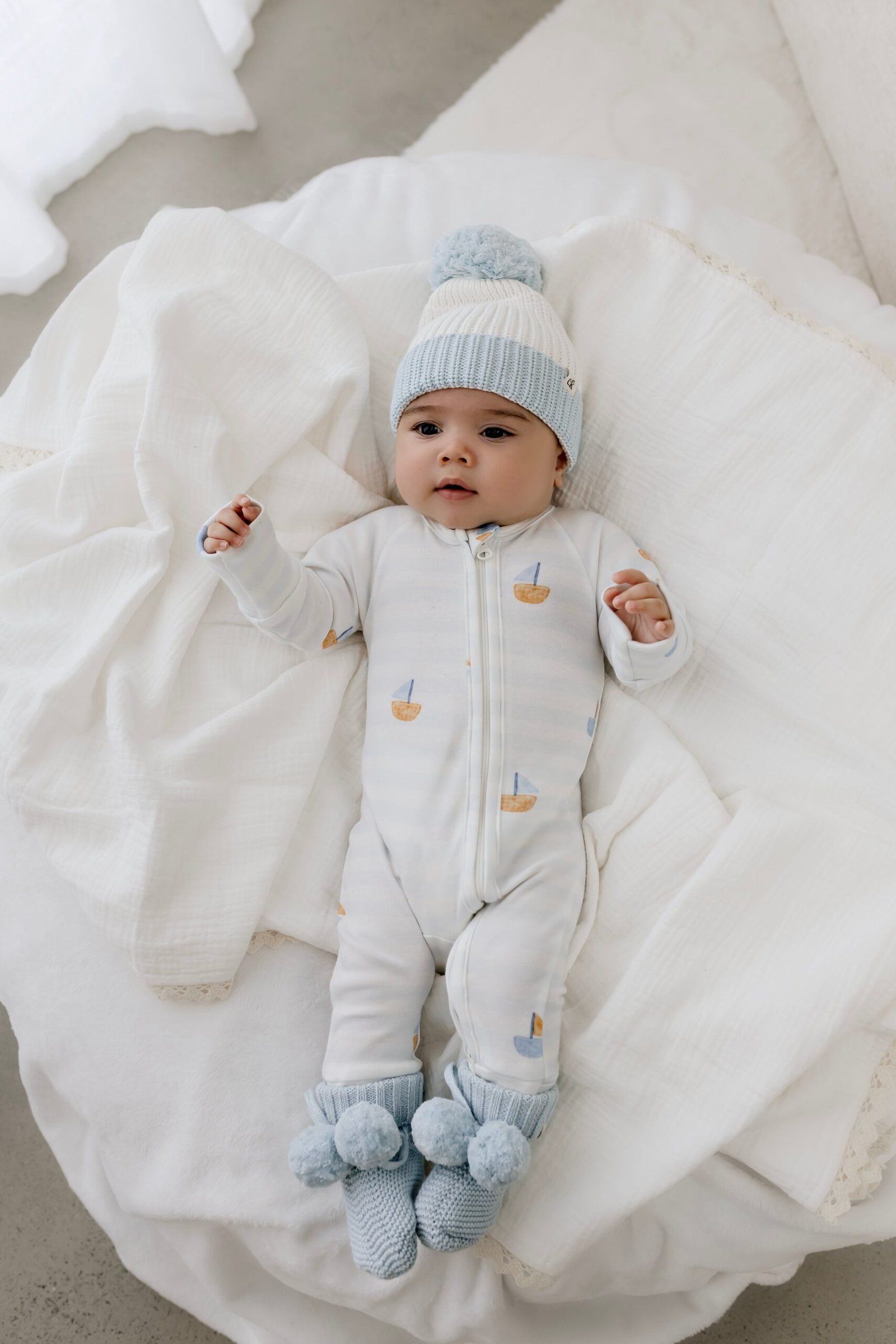 Knit Booties | Soft Blue Poms