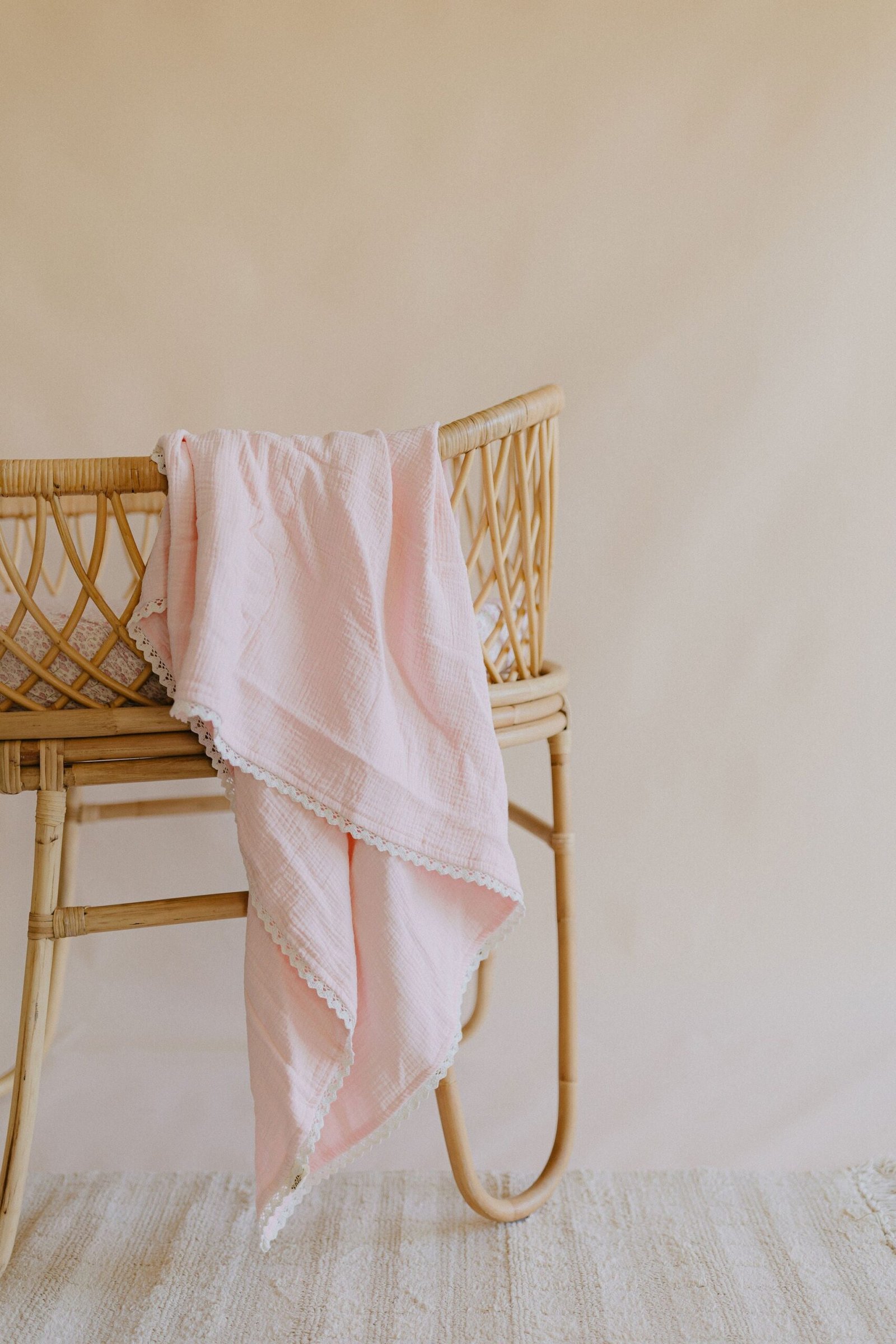 Classic Muslin Blanket | Soft Pink